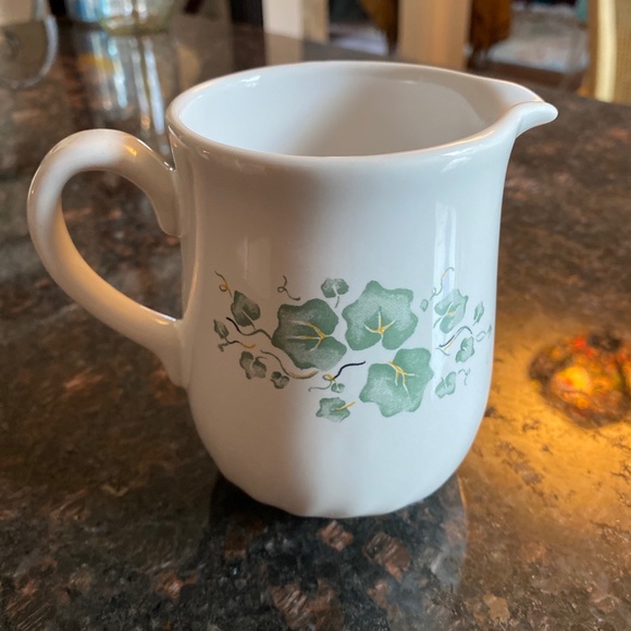 Corelle Coordinates Callaway Creamer - Picture 4 of 8